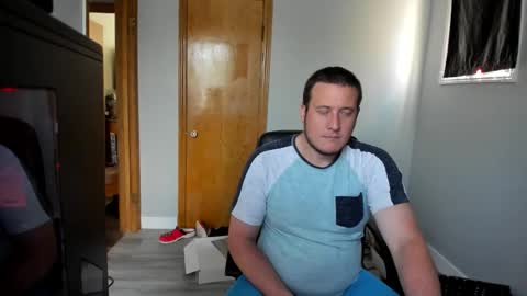 Snapshot of magicman176 chatting on June 8, 5:02 pm Magic176 online show from June 8, 5:02 pm