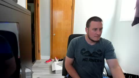 Snapshot of magicman176 chatting on June 22, 6:16 pm Magic176 online show from June 22, 6:16 pm