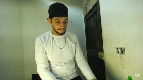 Snapshot of magico_9809 chatting on January 17, 2:11 pm BRAYAN online show from January 17, 2:11 pm