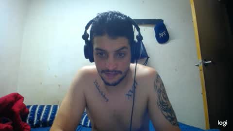 Snapshot of magico_9809 chatting on March 11, 2:01 pm BRAYAN online show from March 11, 2:01 pm