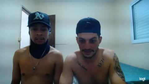 Snapshot of magico_9809 chatting on April 17, 1:08 am BRAYAN online show from April 17, 1:08 am