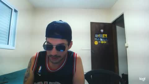 Snapshot of magico_9809 chatting on June 3, 8:36 pm BRAYAN online show from June 3, 8:36 pm