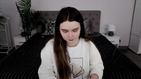 Emily online show from March 17, 7:01 am