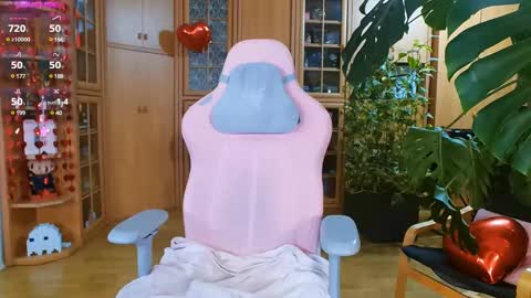 Nicole online show from February 14, 1:45 am