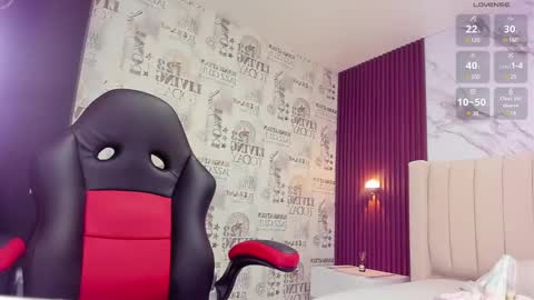 magievans1 online show from February 25, 12:13 pm