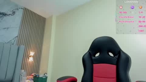 magievans1 online show from October 6, 12:35 pm