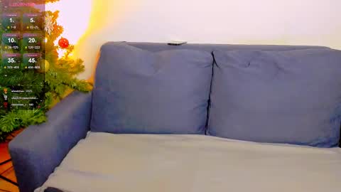 Jade online show from February 1, 5:49 am