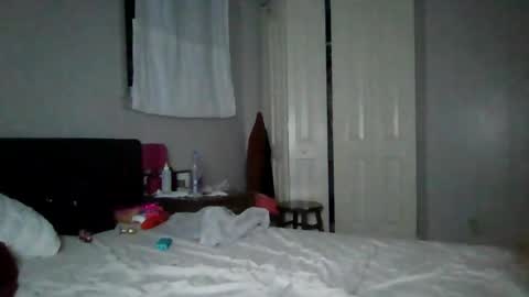 Snapshot of magsjane chatting on November 9, 9:18 am Kaye online show from November 9, 9:18 am