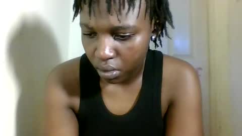 magyc_peach online show from March 31, 12:05 pm