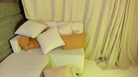Snapshot of maha_walton chatting on June 3, 4:26 am maha_walton online show from June 3, 4:26 am