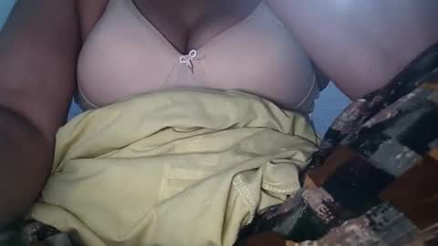 Snapshot of mahi_arora55 chatting on February 6, 3:59 pm Mahi online show from February 6, 3:59 pm