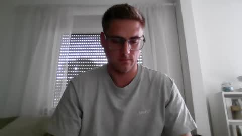 Snapshot of mahrcuhs chatting on July 25, 11:19 am mahrcuhs online show from July 25, 11:19 am