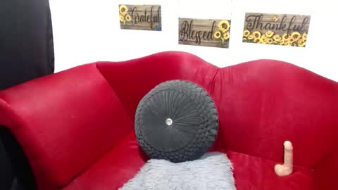 ISABELA online show from January 6, 6:55 pm