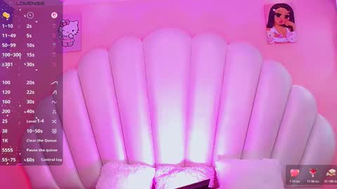 Snapshot of maia_hotts chatting on February 24, 6:22 am CamiiGarcia online show from February 24, 6:22 am