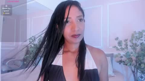 Snapshot of maia_lion chatting on April 3, 1:58 am Maia online show from April 3, 1:58 am