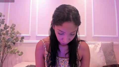 Snapshot of maia_lion chatting on April 30, 2:29 am Maia online show from April 30, 2:29 am