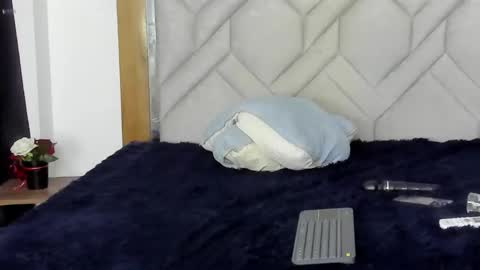 Snapshot of maia_stark_ chatting on February 25, 9:09 am Maia Stark online show from February 25, 9:09 am