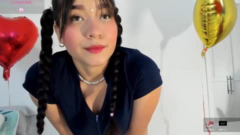 Snapshot of maia_w10 chatting on February 25, 6:42 pm Maia online show from February 25, 6:42 pm