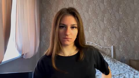 M I A online show from March 14, 10:32 am