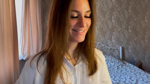 M I A online show from March 15, 8:20 am