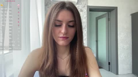M I A online show from June 10, 7:07 am