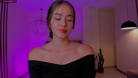  Maia  online show from September 15, 6:19 pm