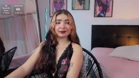 Snapshot of maiamancini chatting on June 9, 10:32 pm Maia online show from June 9, 10:32 pm
