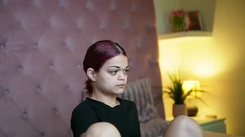  Maia  online show from April 15, 7:43 pm