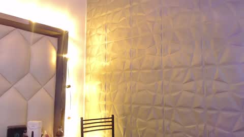 Maia  online show from January 4, 8:16 pm