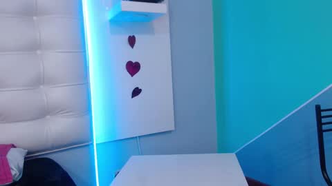 Maia  online show from March 11, 9:15 pm