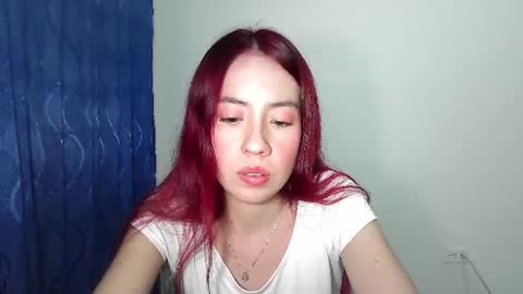 Snapshot of maiarosse_ chatting on June 11, 2:33 am MaiaRosse online show from June 11, 2:33 am