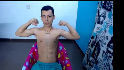 Snapshot of maicol_gomez chatting on June 6, 7:07 pm maicol online show from June 6, 7:07 pm