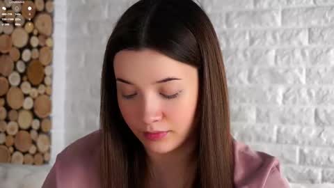 Lucy online show from October 3, 3:14 am