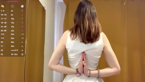 Elina online show from October 26, 10:21 am