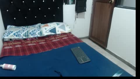 Snapshot of maidy_19 chatting on October 9, 9:13 pm maidy_19 online show from October 9, 9:13 pm