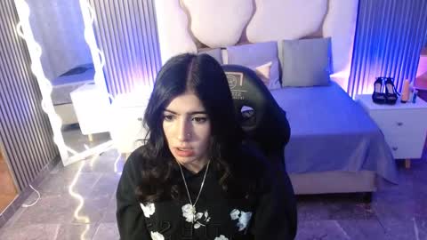 maiily_tay online show from November 15, 11:29 am