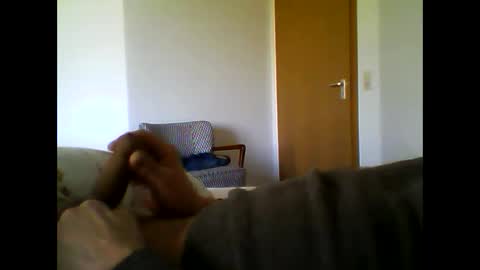 Snapshot of maik12345678900000 chatting on February 23, 1:08 pm maik12345678900000 online show from February 23, 1:08 pm