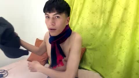 Snapshot of maikitol2026 chatting on April 24, 6:54 pm maikitol online show from April 24, 6:54 pm