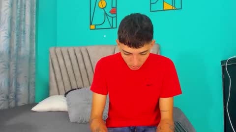 Maikol online show from April 12, 12:21 pm