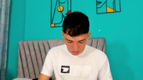 Maikol online show from April 13, 12:43 pm