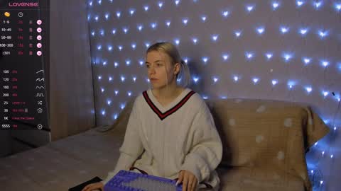 Snapshot of mailin_harrington chatting on January 30, 2:38 am Your kitty online show from January 30, 2:38 am