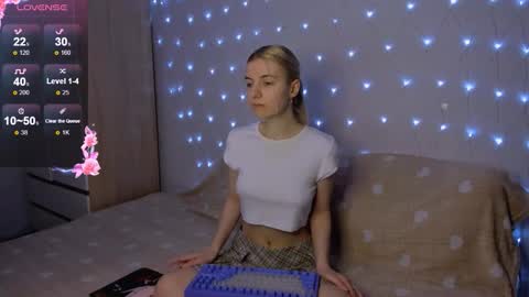 Your kitty online show from February 24, 4:05 pm