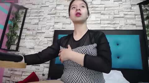  MAILY CAN  online show from September 24, 1:14 pm