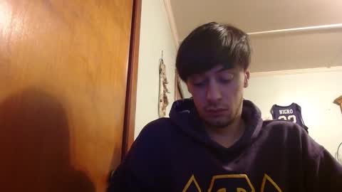 Snapshot of mainecollegeboy chatting on January 14, 12:11 am mainecollegeboy online show from January 14, 12:11 am