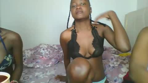 maira luv1 online show from December 20, 2:29 am