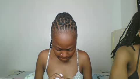 maira luv1 online show from December 22, 8:00 am