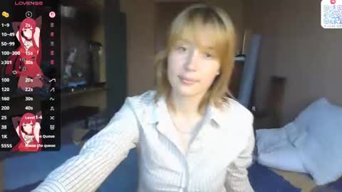 Evie online show from July 3, 3:18 pm