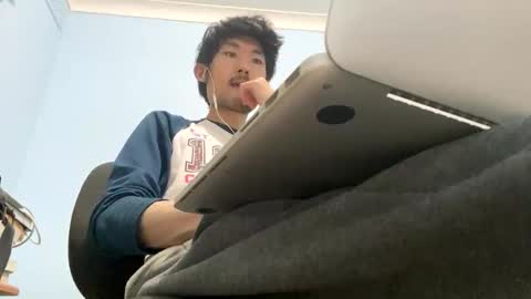 David Sae Hymn Cho online show from December 18, 6:47 pm