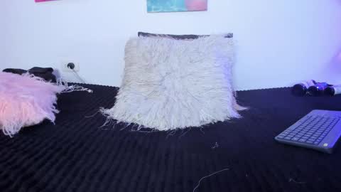 Snapshot of maithe_022 chatting on October 17, 7:16 pm mai online show from October 17, 7:16 pm