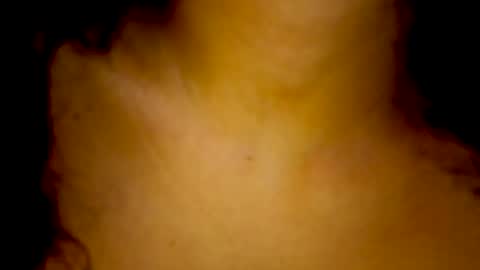   Lauu online show from November 15, 9:21 pm